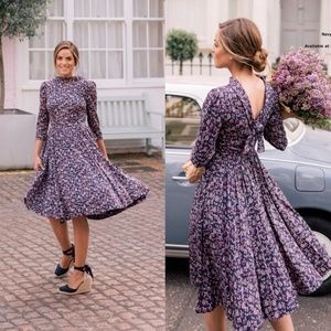 Gal meets glam beth RARE v back dress